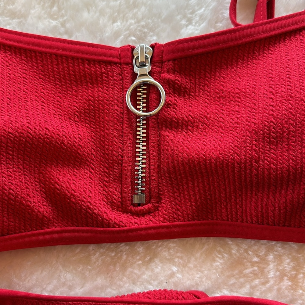 Ardennes bikini - Picture 2 of 11